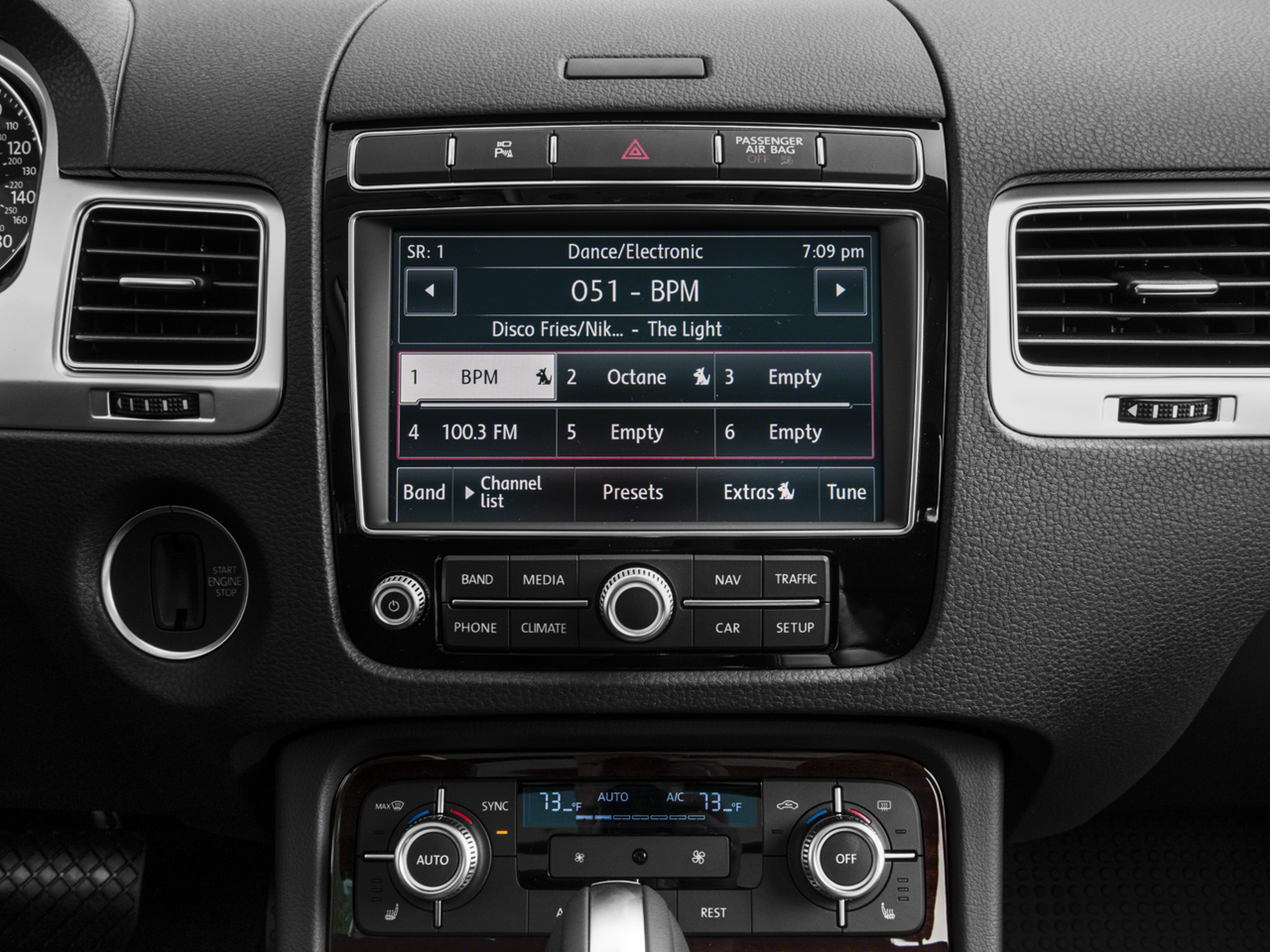 2017 Volkswagen Touareg V6 4Motion