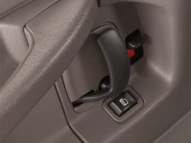 2013 Chevrolet Express Passenger 3500 LS