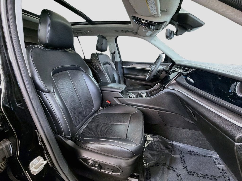 2023 Jeep Grand Cherokee 4xe 30th Anniversary