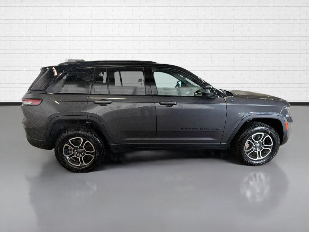 2023 Jeep Grand Cherokee 4xe Trailhawk