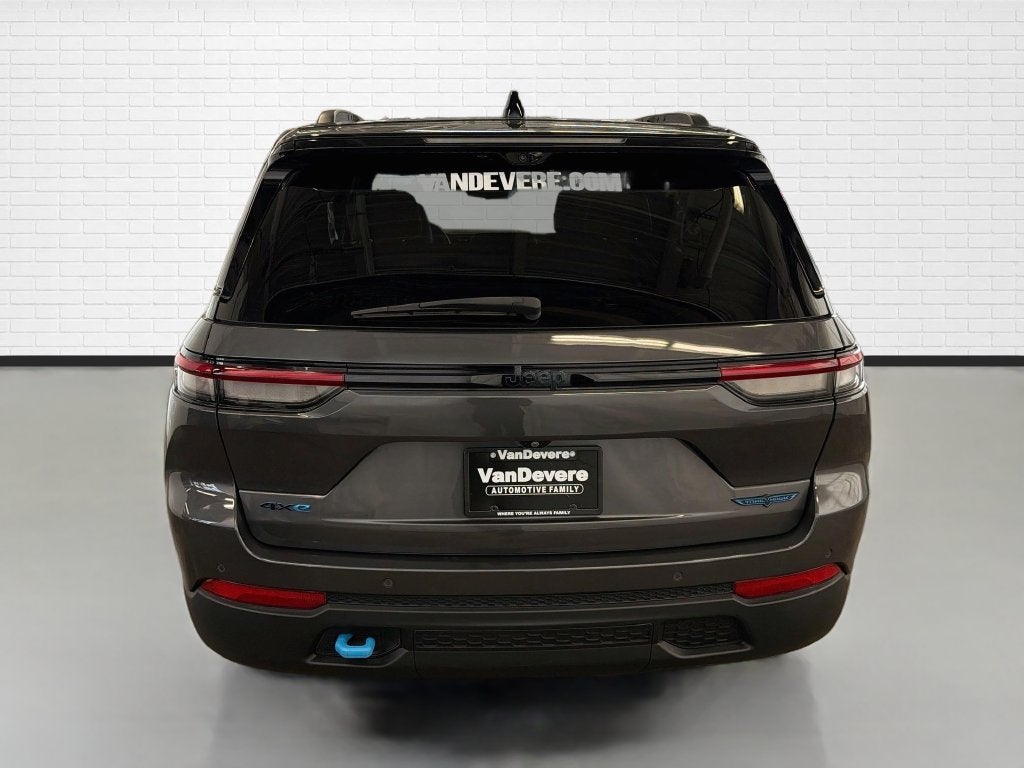 2023 Jeep Grand Cherokee 4xe Trailhawk