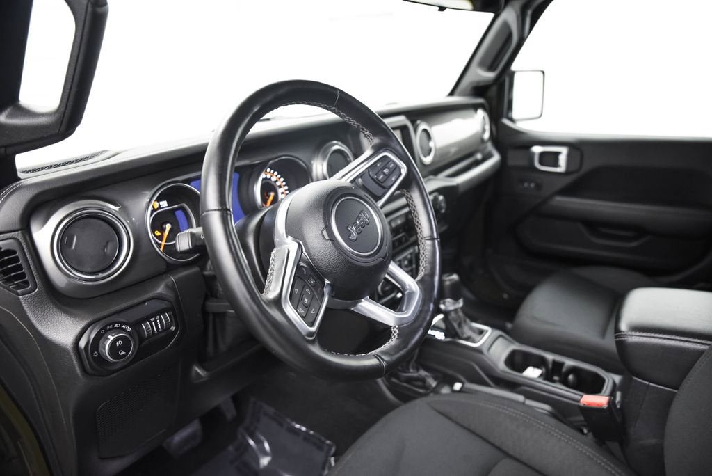 2021 Jeep Gladiator Overland