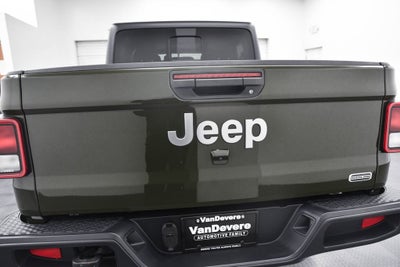 2021 Jeep Gladiator Overland