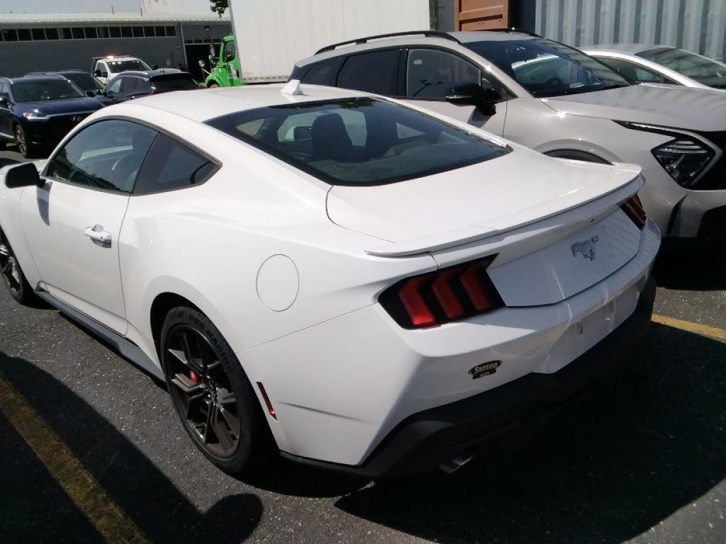 2024 Ford Mustang EcoBoost