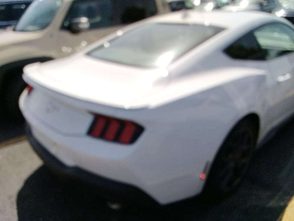 2024 Ford Mustang EcoBoost