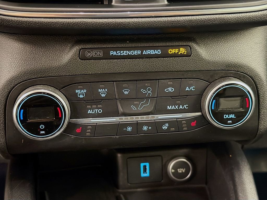 2020 Ford Escape Titanium Hybrid