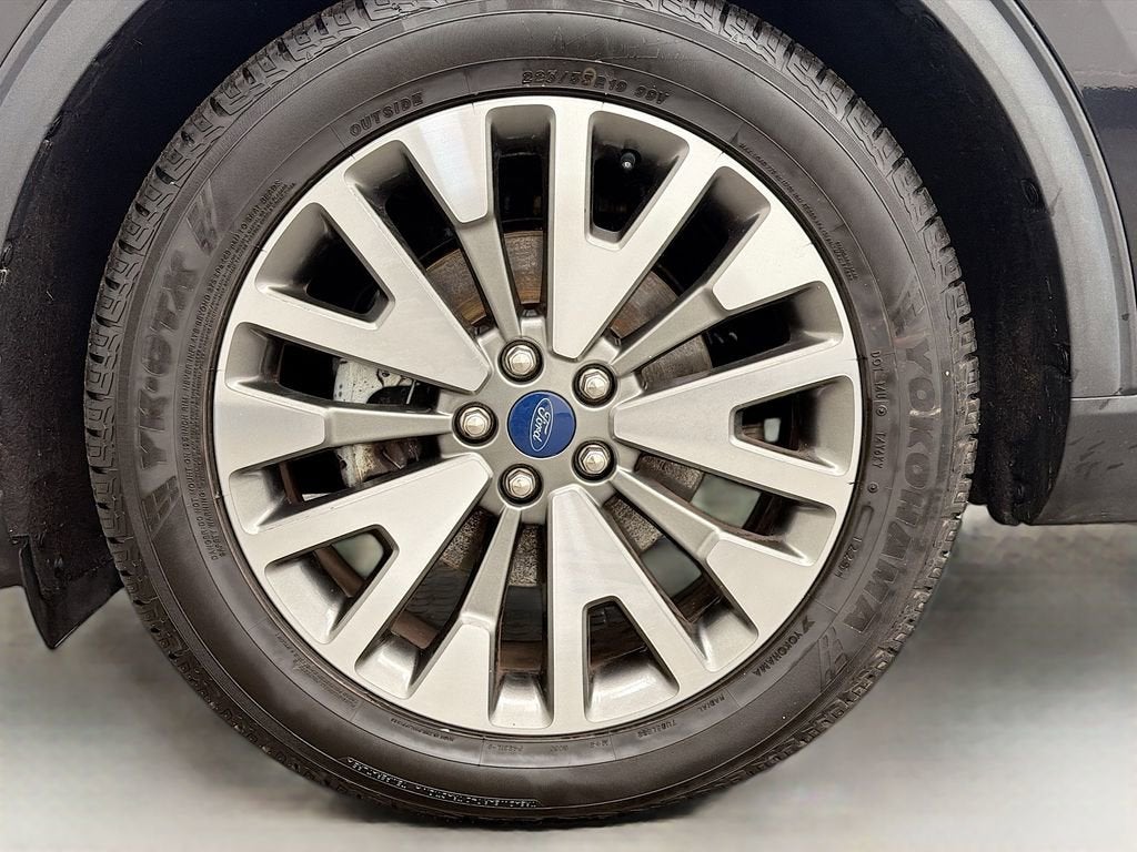 2020 Ford Escape Titanium Hybrid