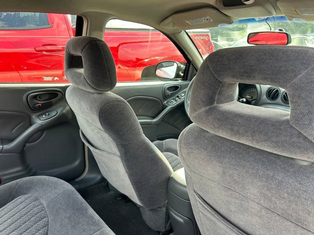 2000 Pontiac Grand Am SE2