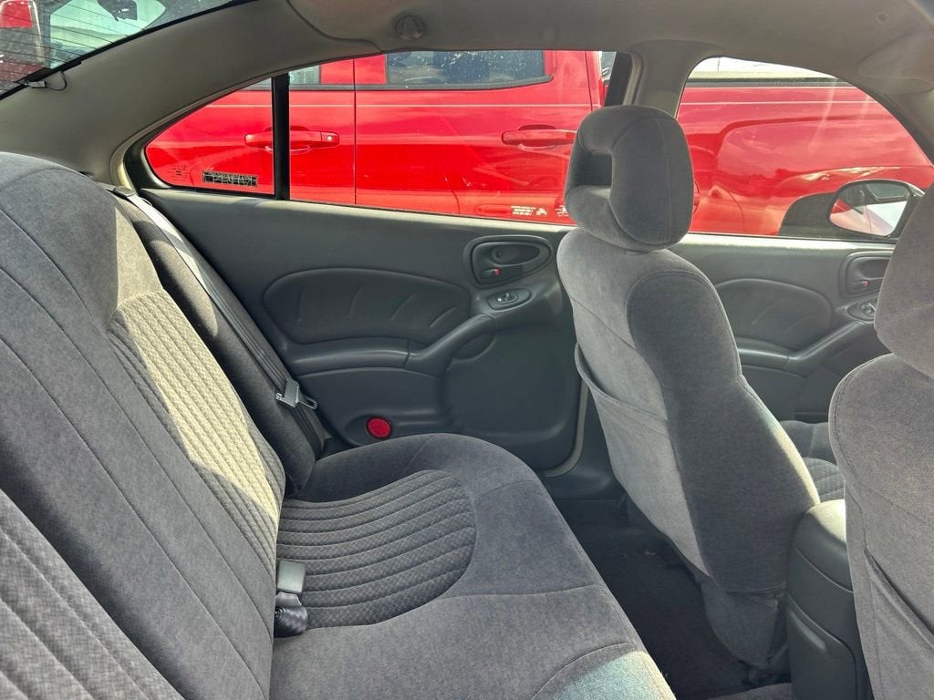 2000 Pontiac Grand Am SE2