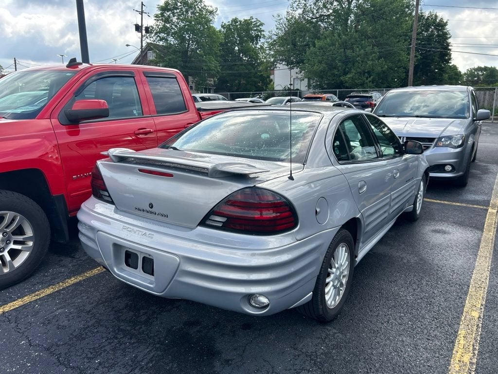 2000 Pontiac Grand Am SE2