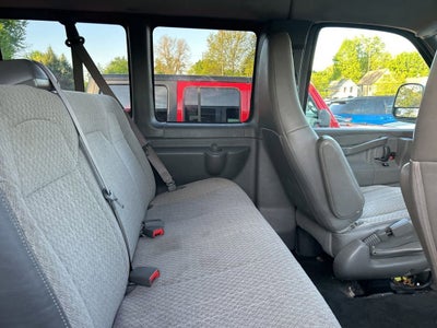 2018 Chevrolet Express Passenger 3500 LT