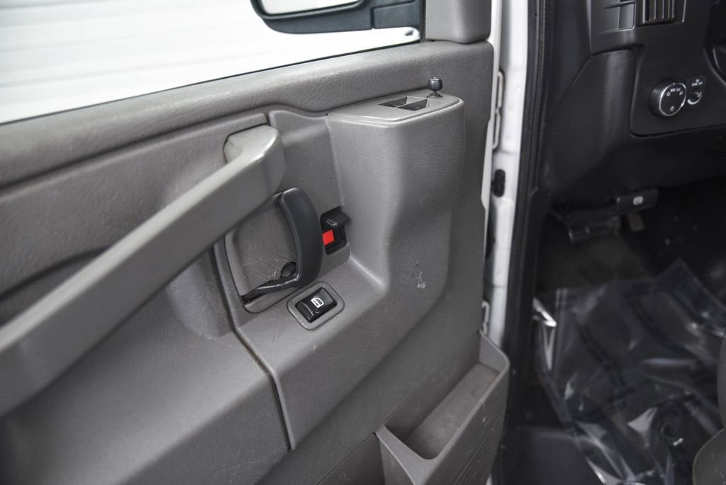 2018 Chevrolet Express Passenger 3500 LT
