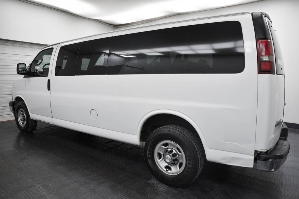 2018 Chevrolet Express Passenger 3500 LT
