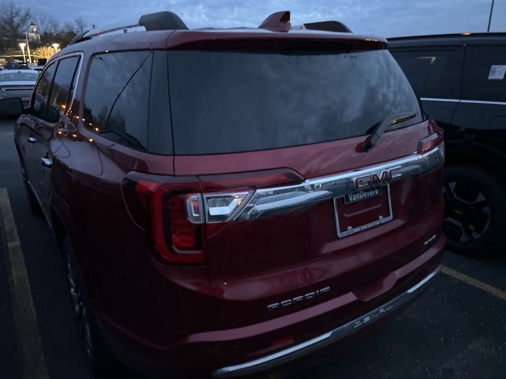 2020 GMC Acadia Denali