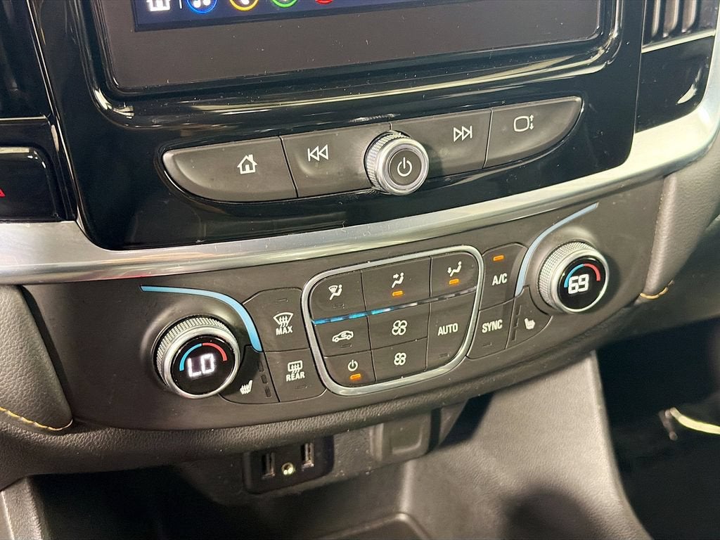 2021 Chevrolet Traverse LT Cloth