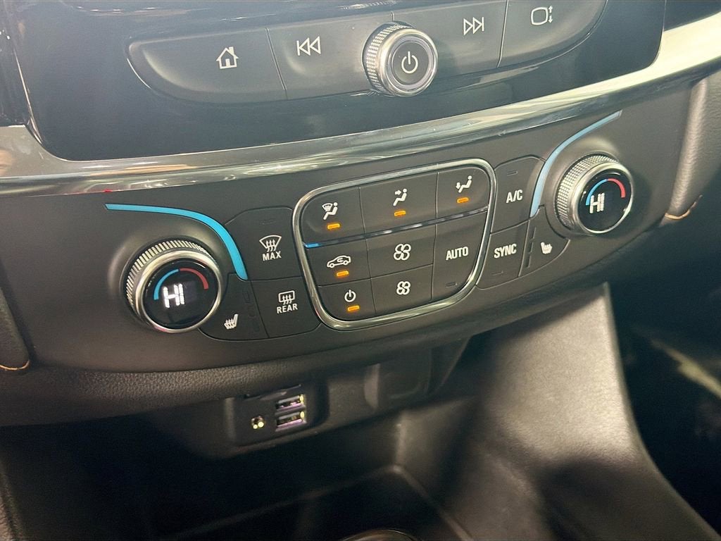 2020 Chevrolet Traverse LT Leather