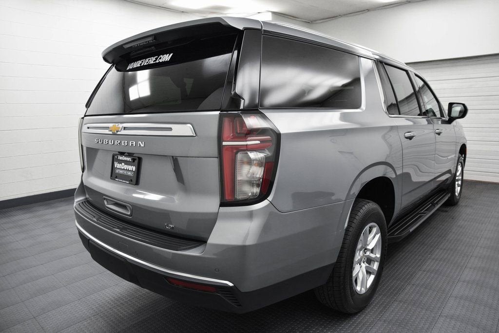 2023 Chevrolet Suburban LT