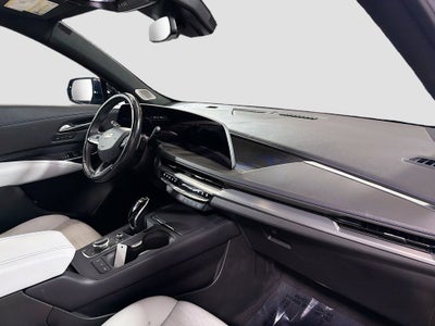 2024 Cadillac XT4 Sport