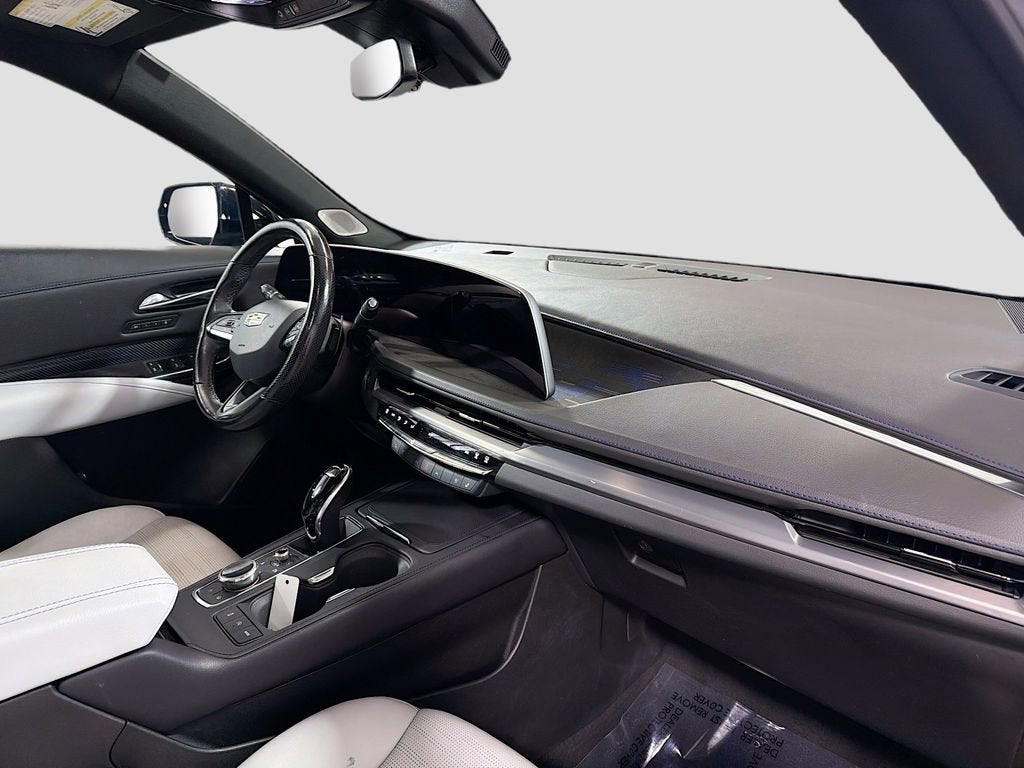 2024 Cadillac XT4 Sport