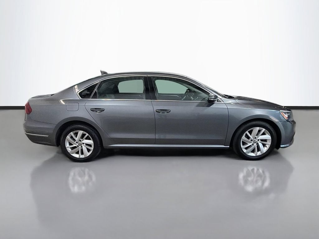 2018 Volkswagen Passat 2.0T SE