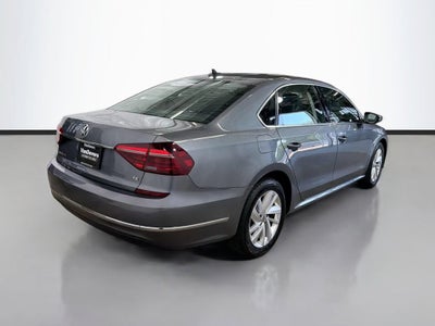 2018 Volkswagen Passat 2.0T SE