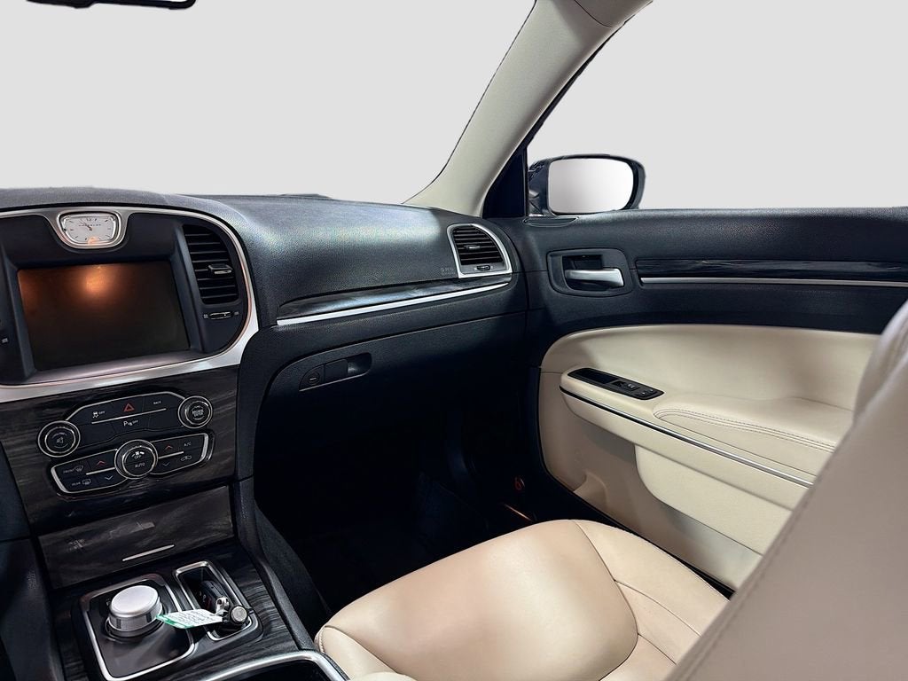 2016 Chrysler 300 Anniversary Edition
