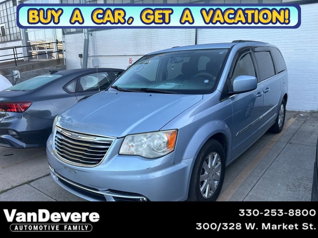 2013 Chrysler Town & Country Touring