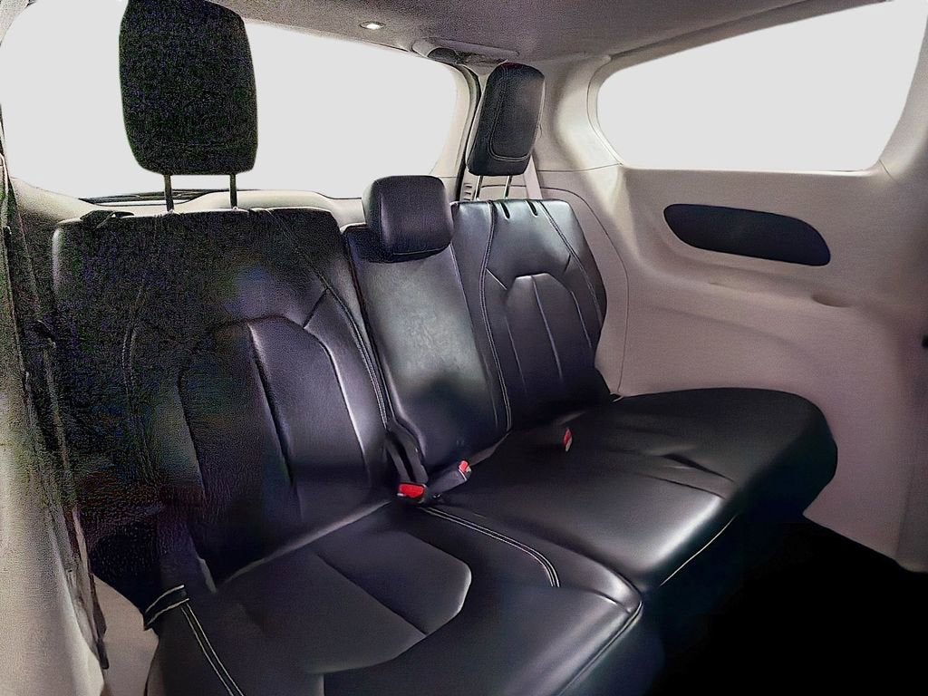 2020 Chrysler Voyager LXI