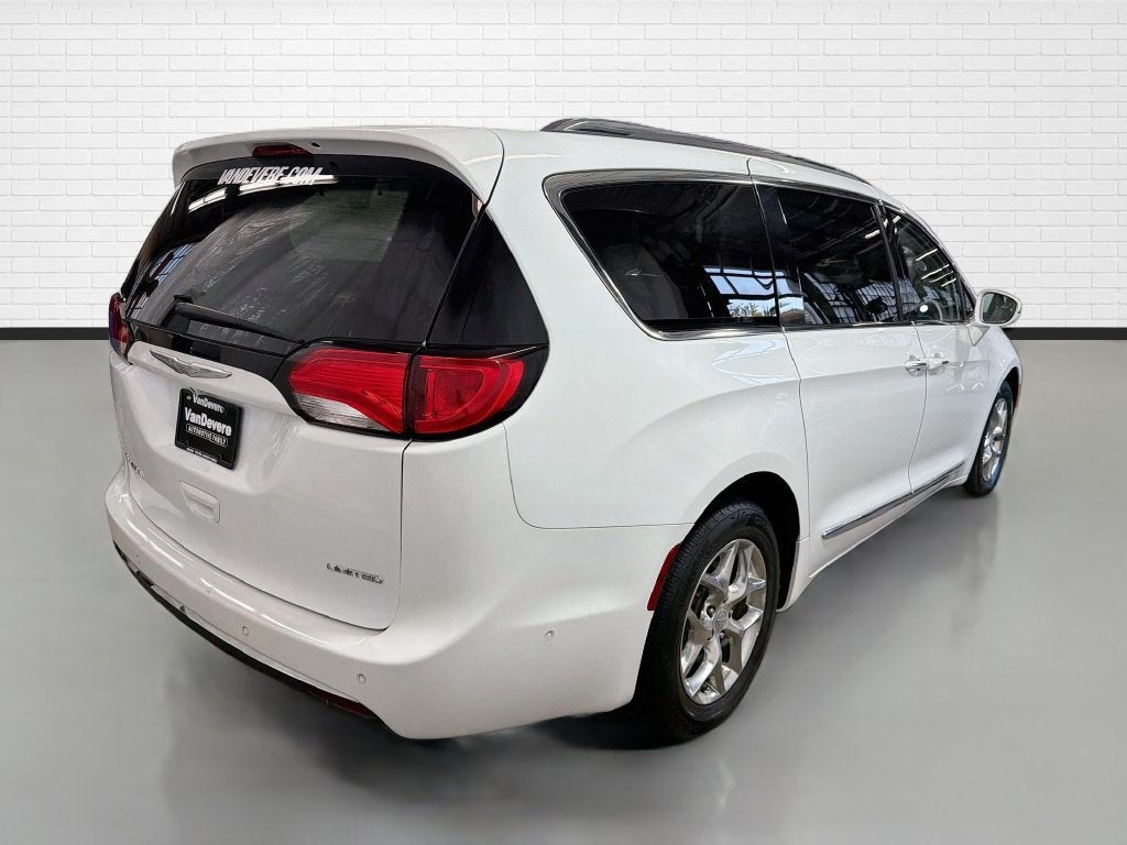 2017 Chrysler Pacifica Limited