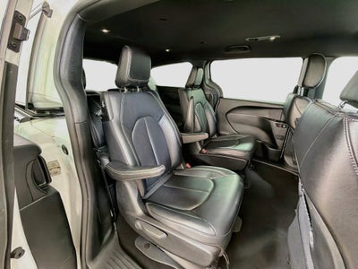 2024 Chrysler Pacifica Hybrid S Appearance Pkg