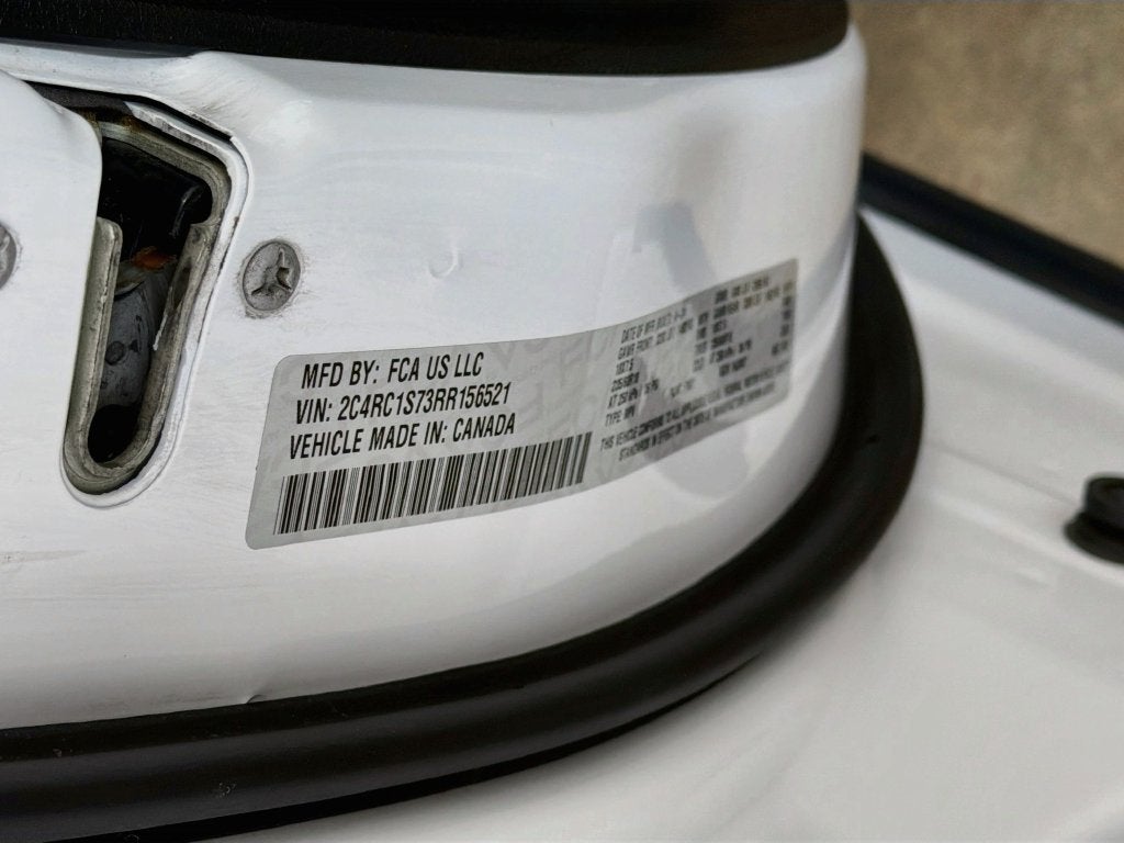 2024 Chrysler Pacifica Hybrid S Appearance Pkg