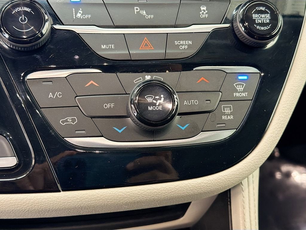 2023 Chrysler Pacifica Hybrid Limited