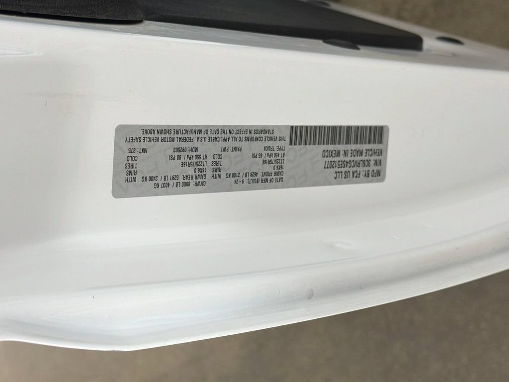 2025 RAM ProMaster Cargo Van Tradesman