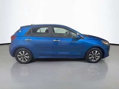 2022 Kia Rio 5-Door S