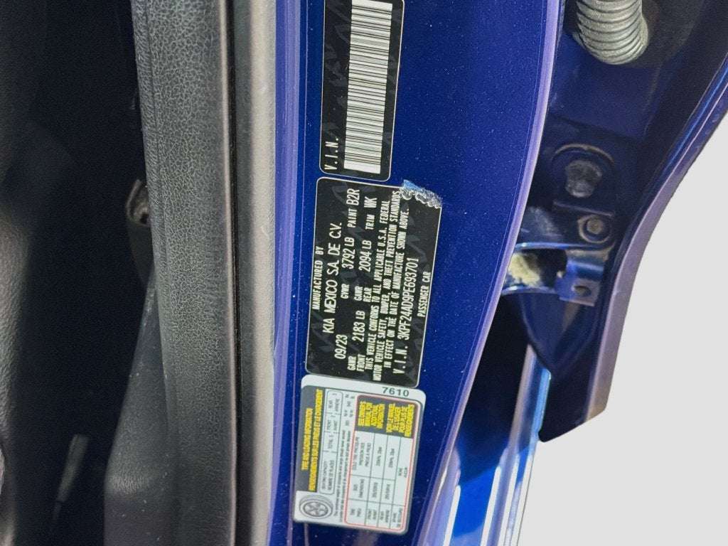 2023 Kia Forte LXS