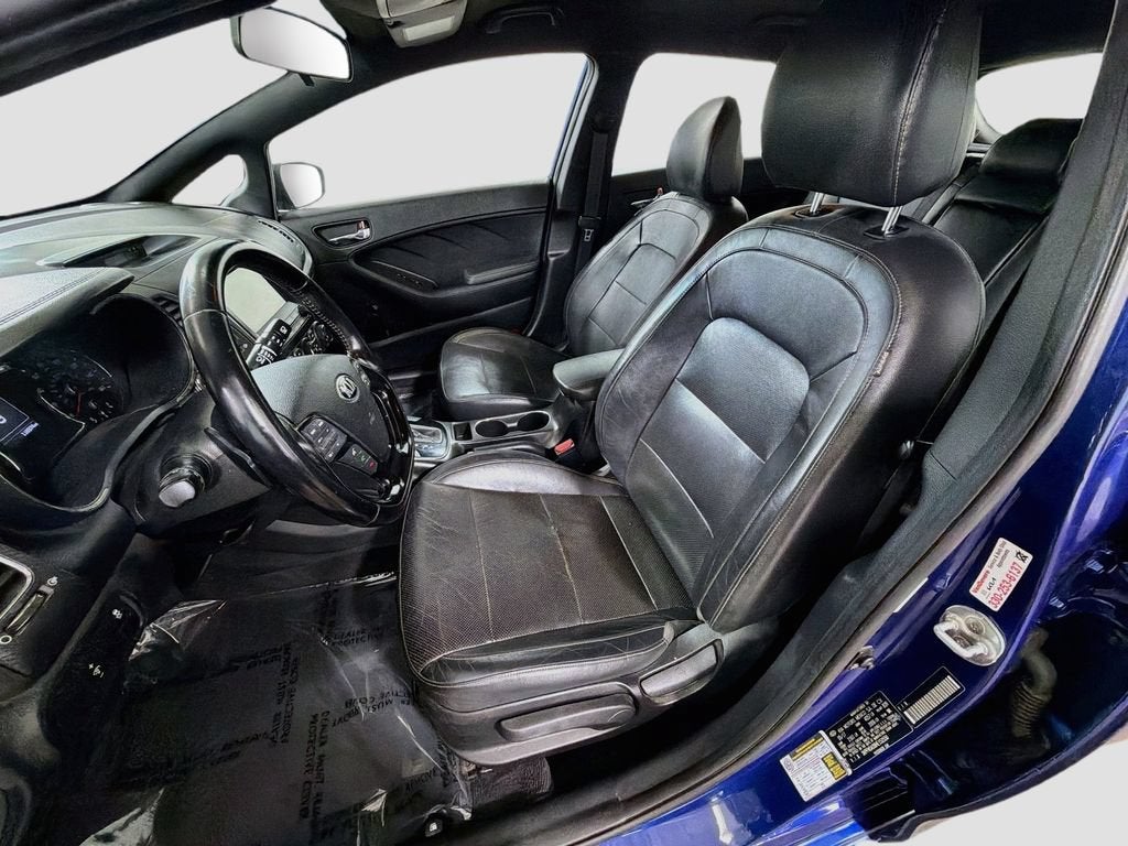 2017 Kia Forte5 SX