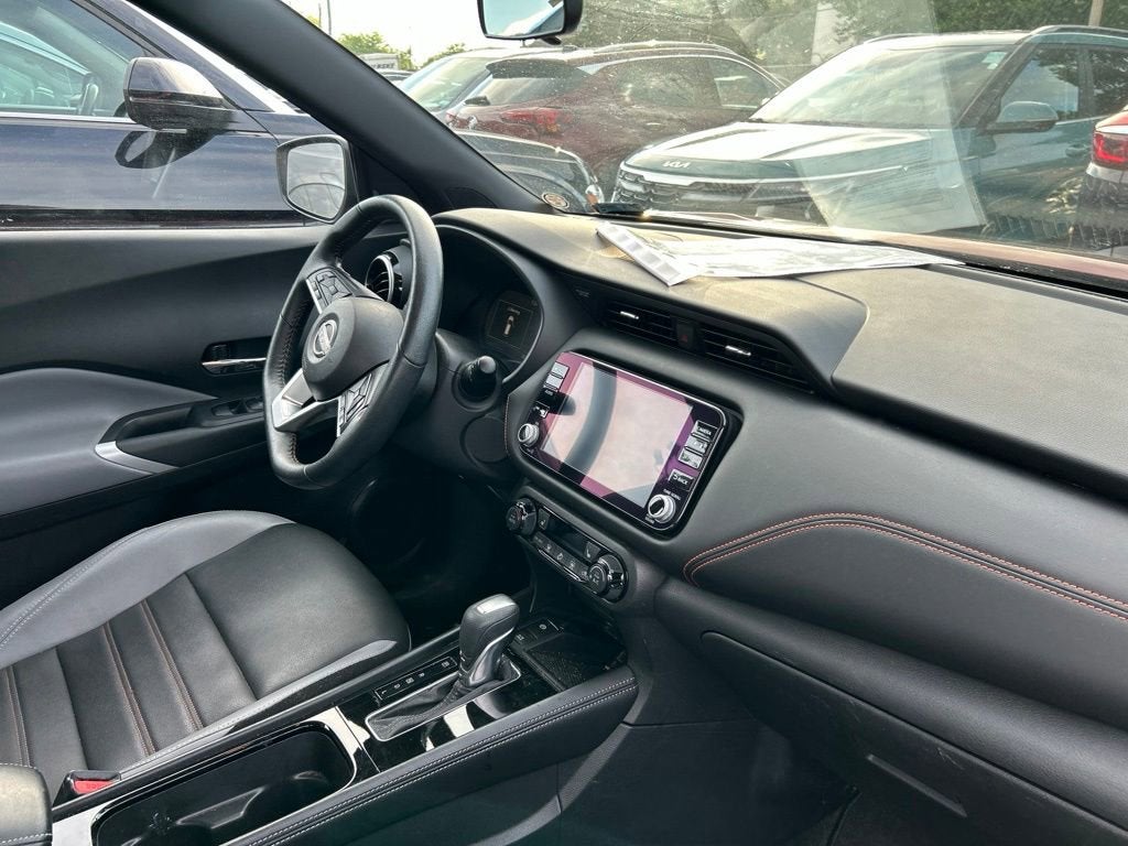 2023 Nissan Kicks SR