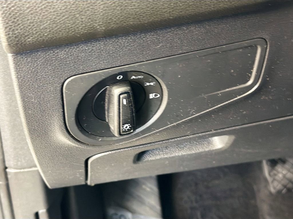 2018 Volkswagen Tiguan S