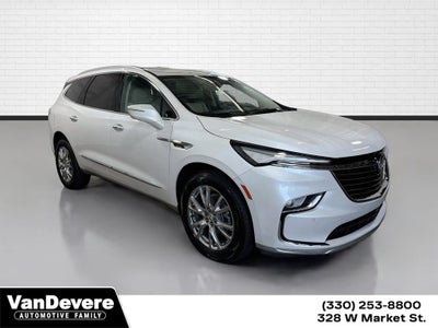 2023 Buick Enclave Essence