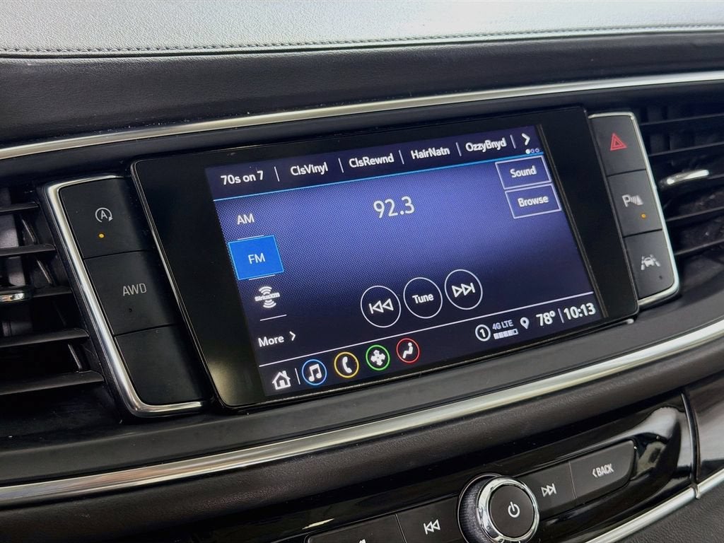 2023 Buick Enclave Essence
