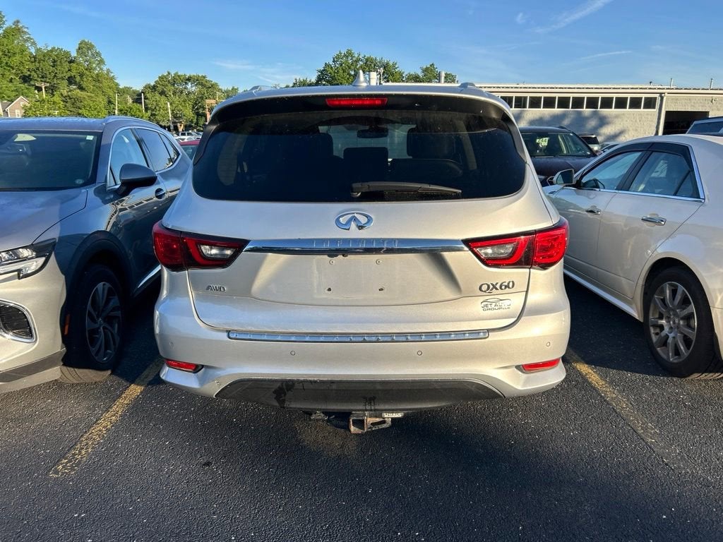 2020 INFINITI QX60 LUXE