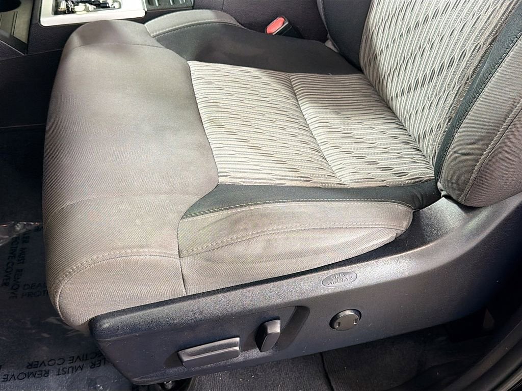2016 Toyota Tundra 4WD Truck SR5