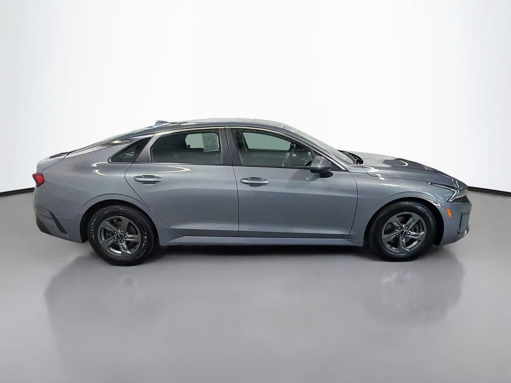 2022 Kia K5 LX