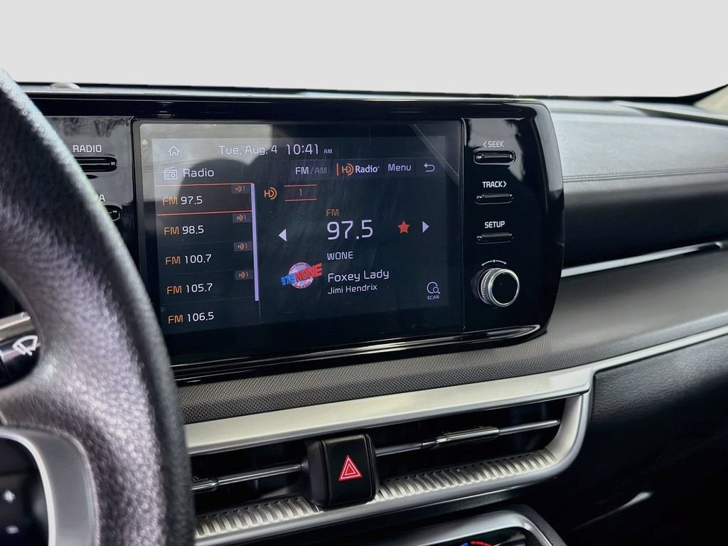 2022 Kia K5 LX