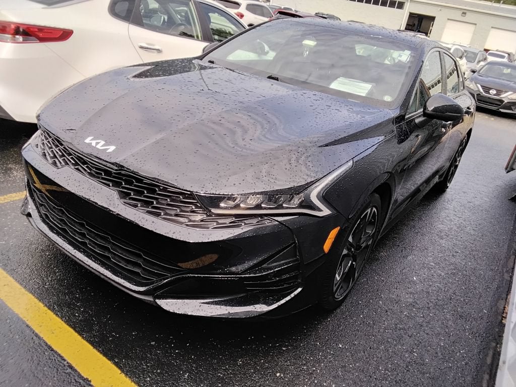 2022 Kia K5 GT-Line