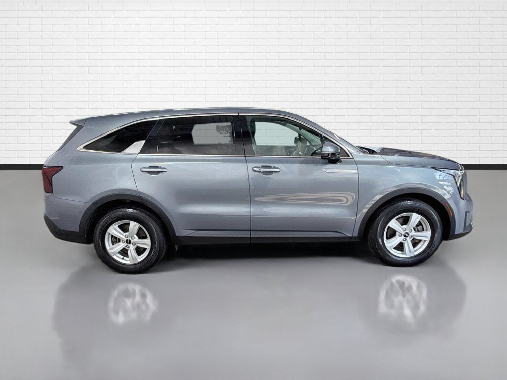 2024 Kia Sorento LX