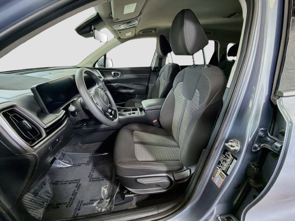 2024 Kia Sorento LX