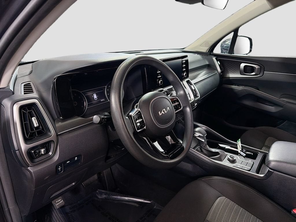 2022 Kia Sorento LX
