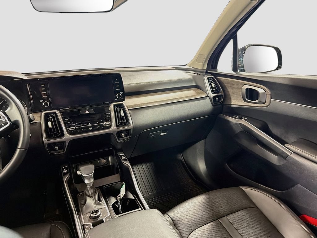 2023 Kia Sorento X-Line EX