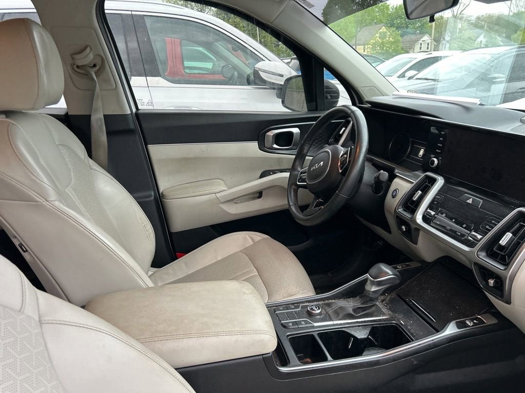 2023 Kia Sorento S